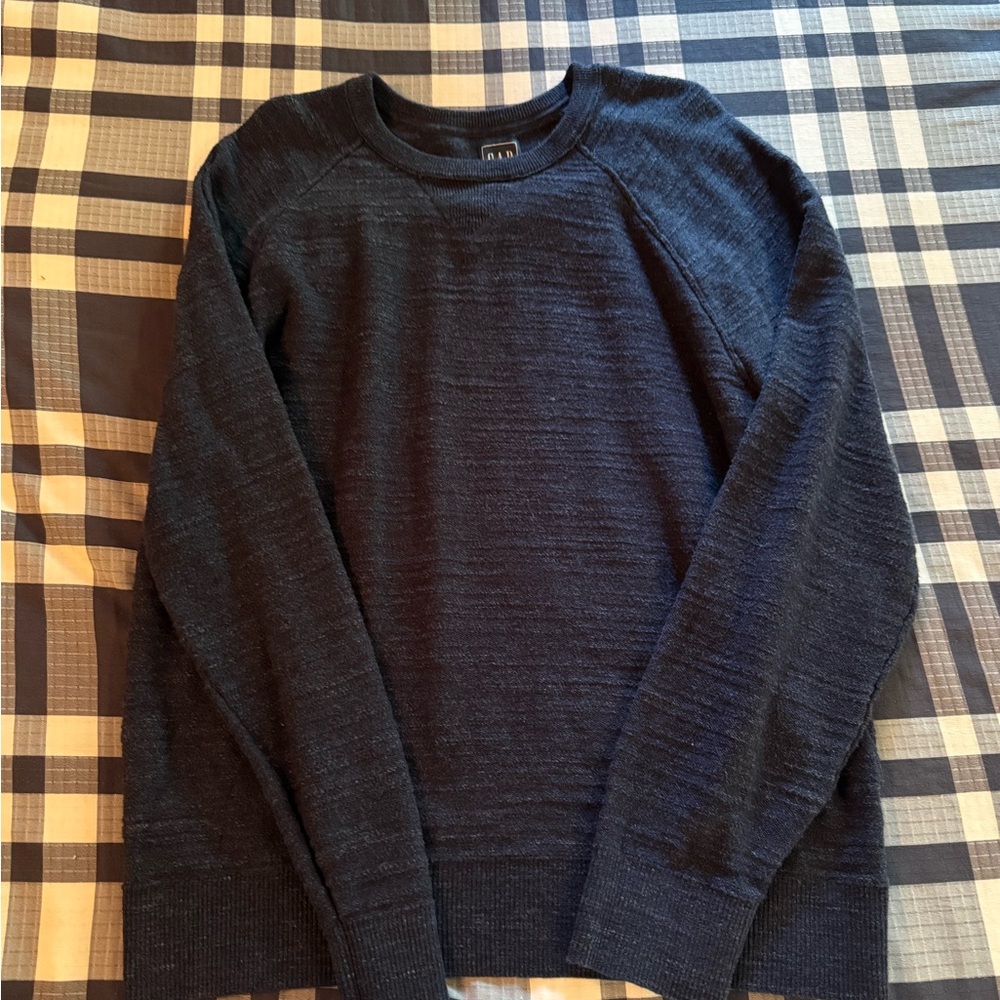 GAP Men's Dark Gray Crewneck Sweater